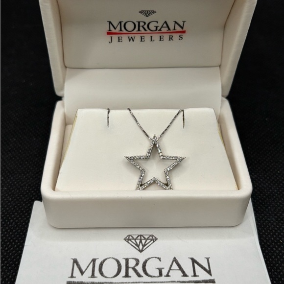 Morgan jewelers 1/4 ctw 14k H-I I2 white gold star pendant necklace